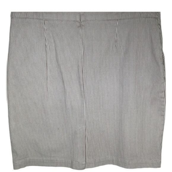 Chadwicks of Boston Pinstripe Pencil Skirt Women’s 8 Beige Cotton Blend - Picture 9 of 11